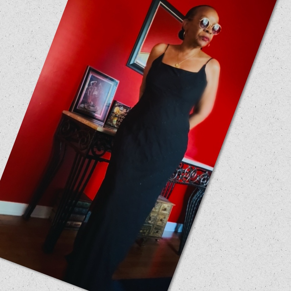 *Chic Black Maxi Dress - Picture 6 of 16